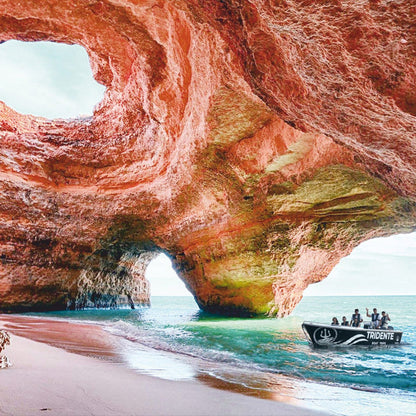 ARTIGO CAVES BENAGIL