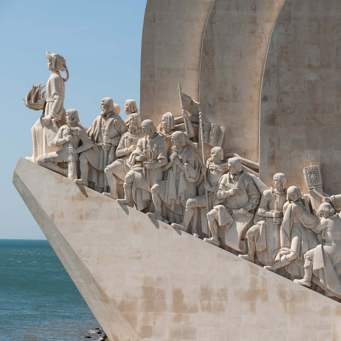 half day tour lisbon