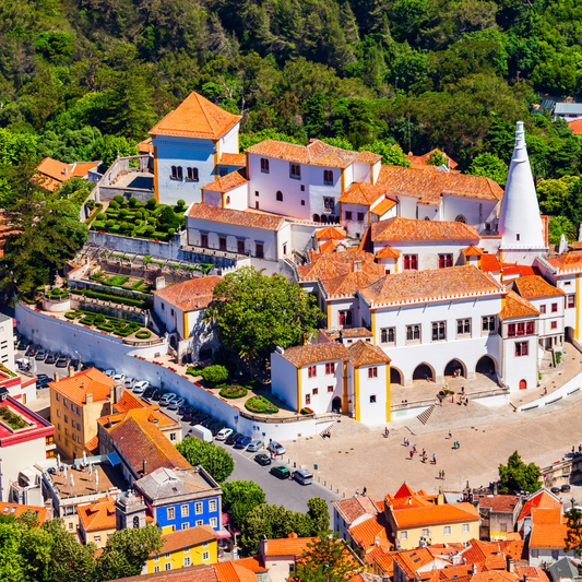 Sintra Tour With Pena Palace and Quinta da Regaleira Tickets